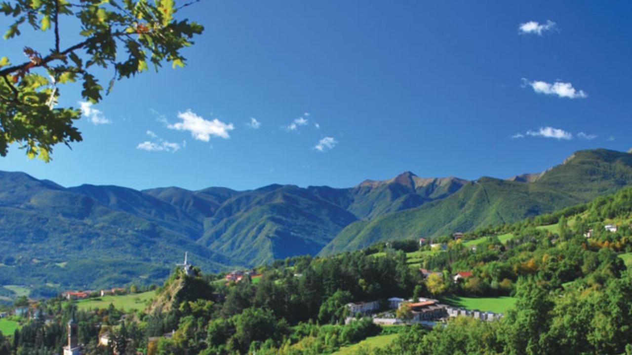 L'Oca Giuliva Relais Bed & Breakfast Gaggio Montano ภายนอก รูปภาพ